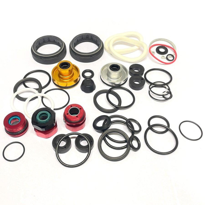 RockShox Service Kit 200h/1yr ZEB Generation A i gruppen Komponenter / Framgaffel/Dämpare / Reservdelar Dämpare hos CykelCity (54393)