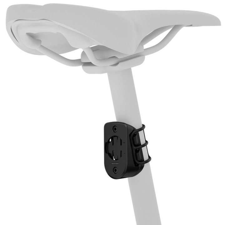 Garmin RearVue 820 Sadelstolpsfäste i gruppen Tillbehör / Gps/Datorhållare/Puls tillbehör hos CykelCity (55518)